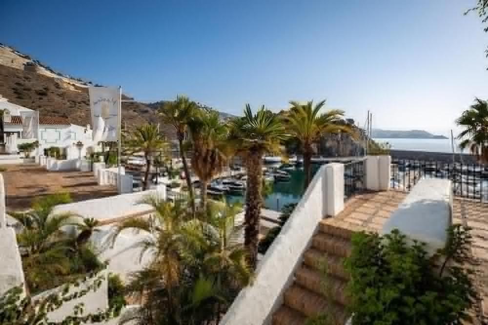 Apartamentos Marina Villages La Herradura  Exterior photo