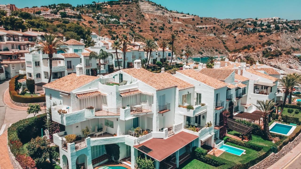 Apartamentos Marina Villages La Herradura  Exterior photo